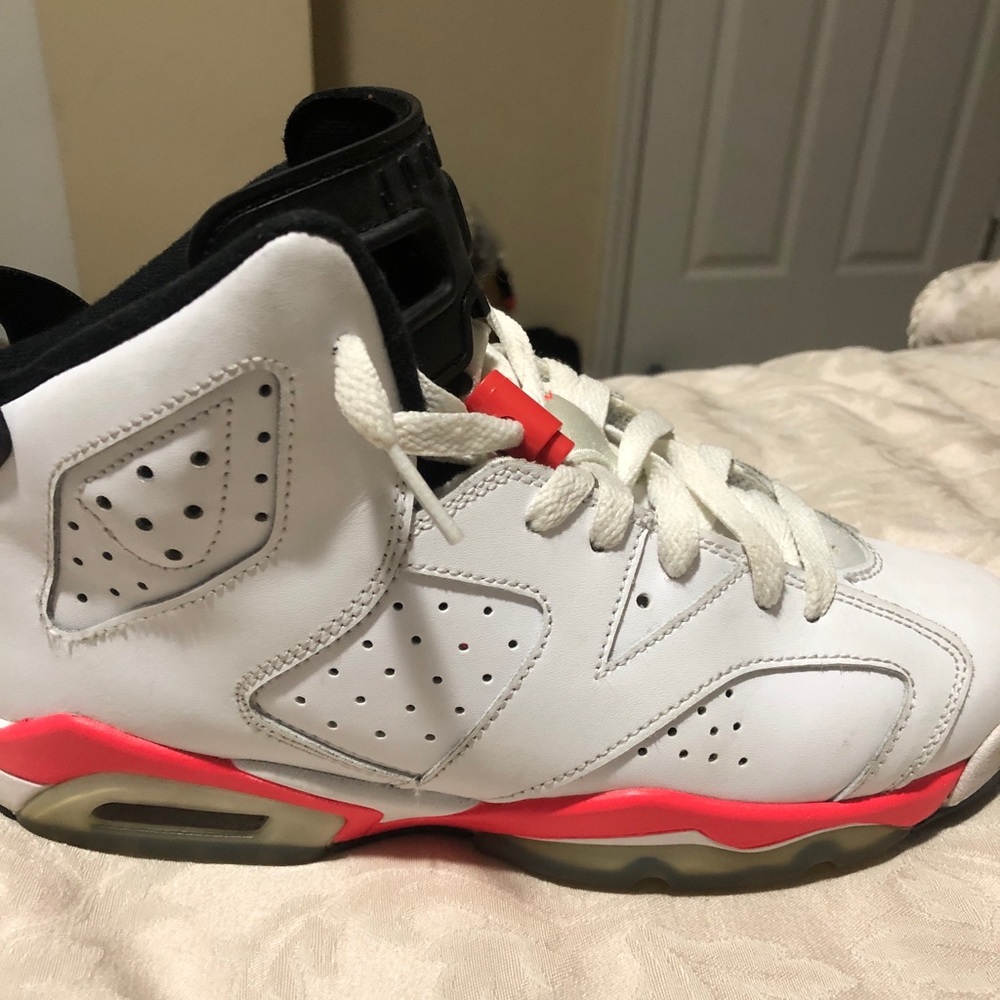 Retro Air Jordan 6 infrared